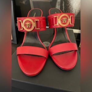 NWT Versace red sandal heels 38.5